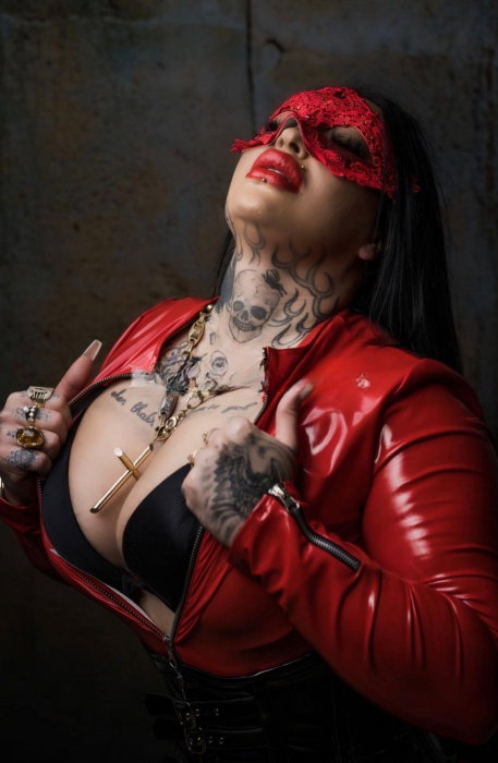 Domina Vicky - foto 17