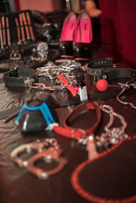 Domina Vicky - foto 9