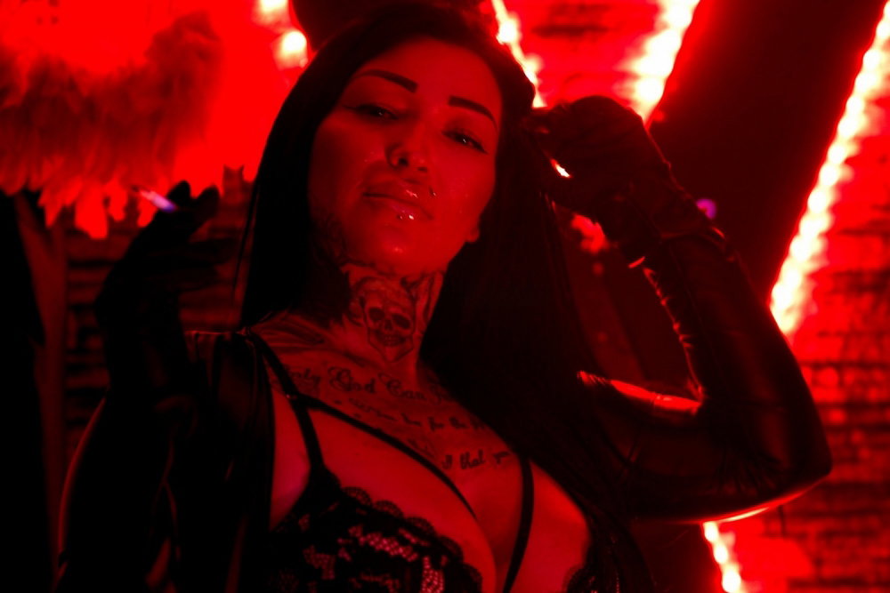 Domina Vicky - foto 19