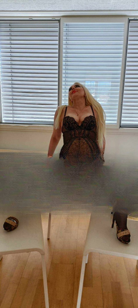 Tschechische Blonde Milf Luder Immer Lustig - photo