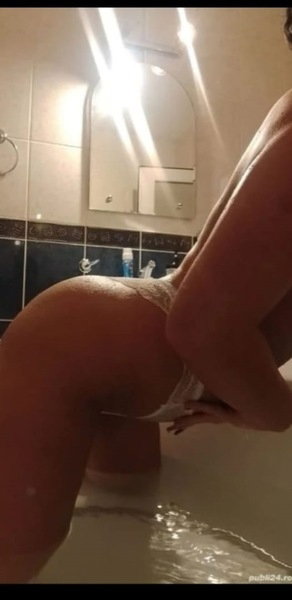Laura336 - foto