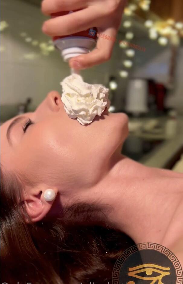 Helena - foto 642