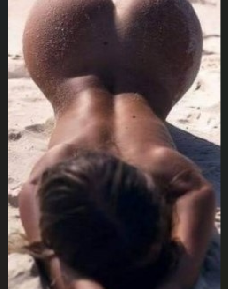 Vertraeumtes Lateinamerikanisches Maedchen Mit Sexy Body Und Immer Gut Gelaunt I - foto