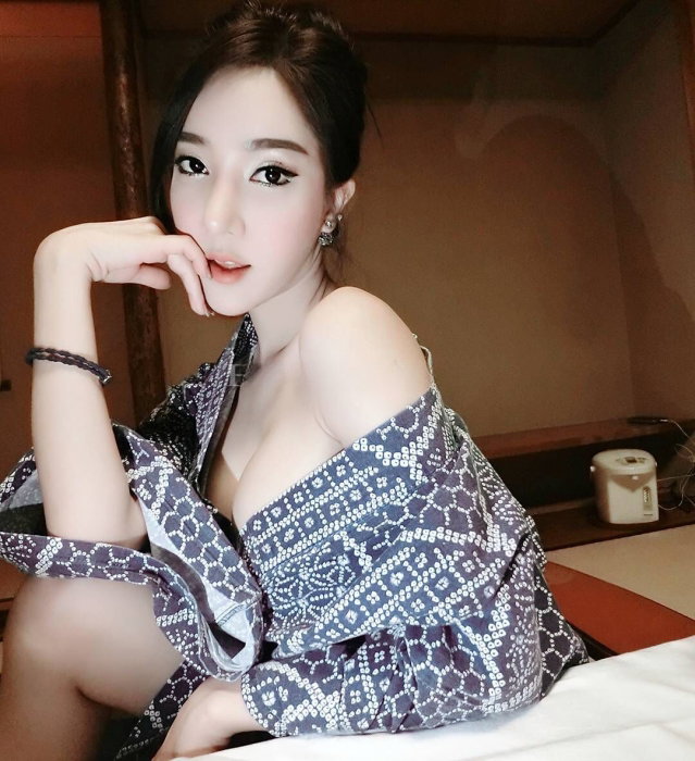 Angela - photo 3