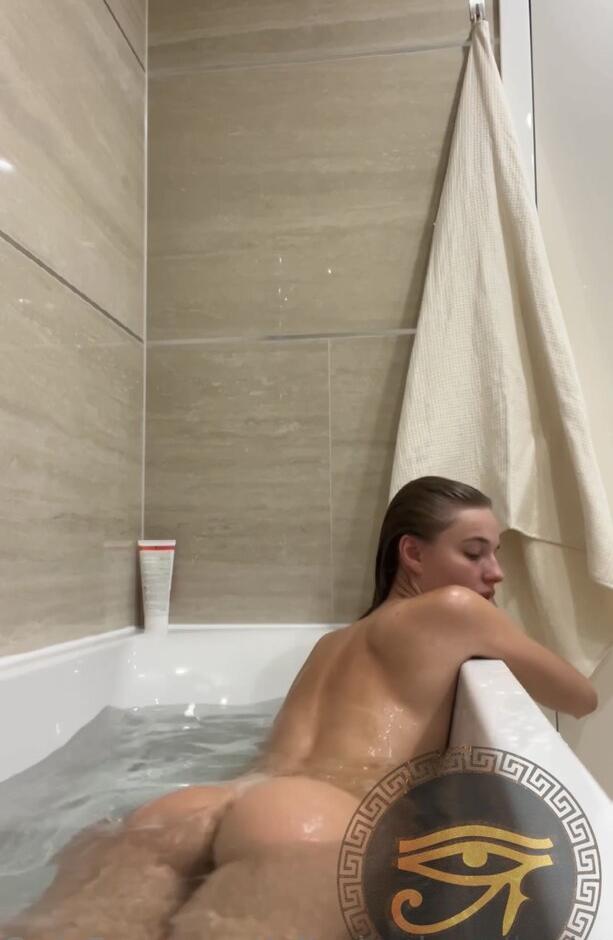Helena - foto 681