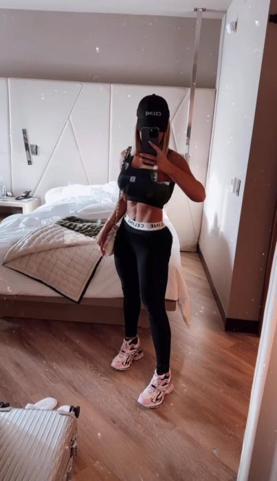 Ella Fox - foto 3