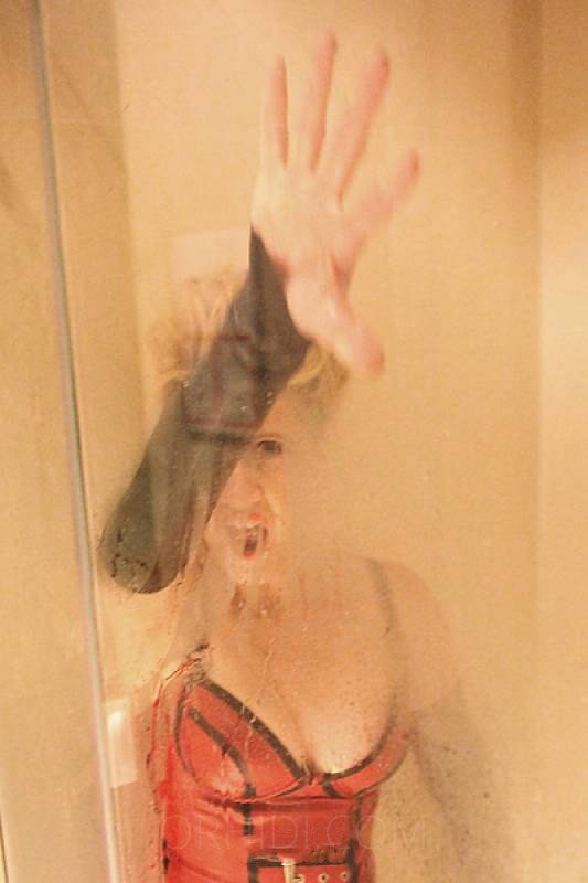 Rubber Cleo - photo 4