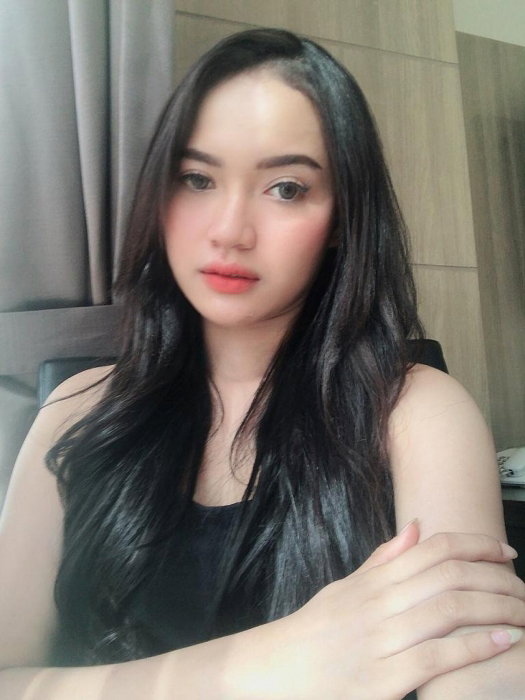 EMMIE - photo