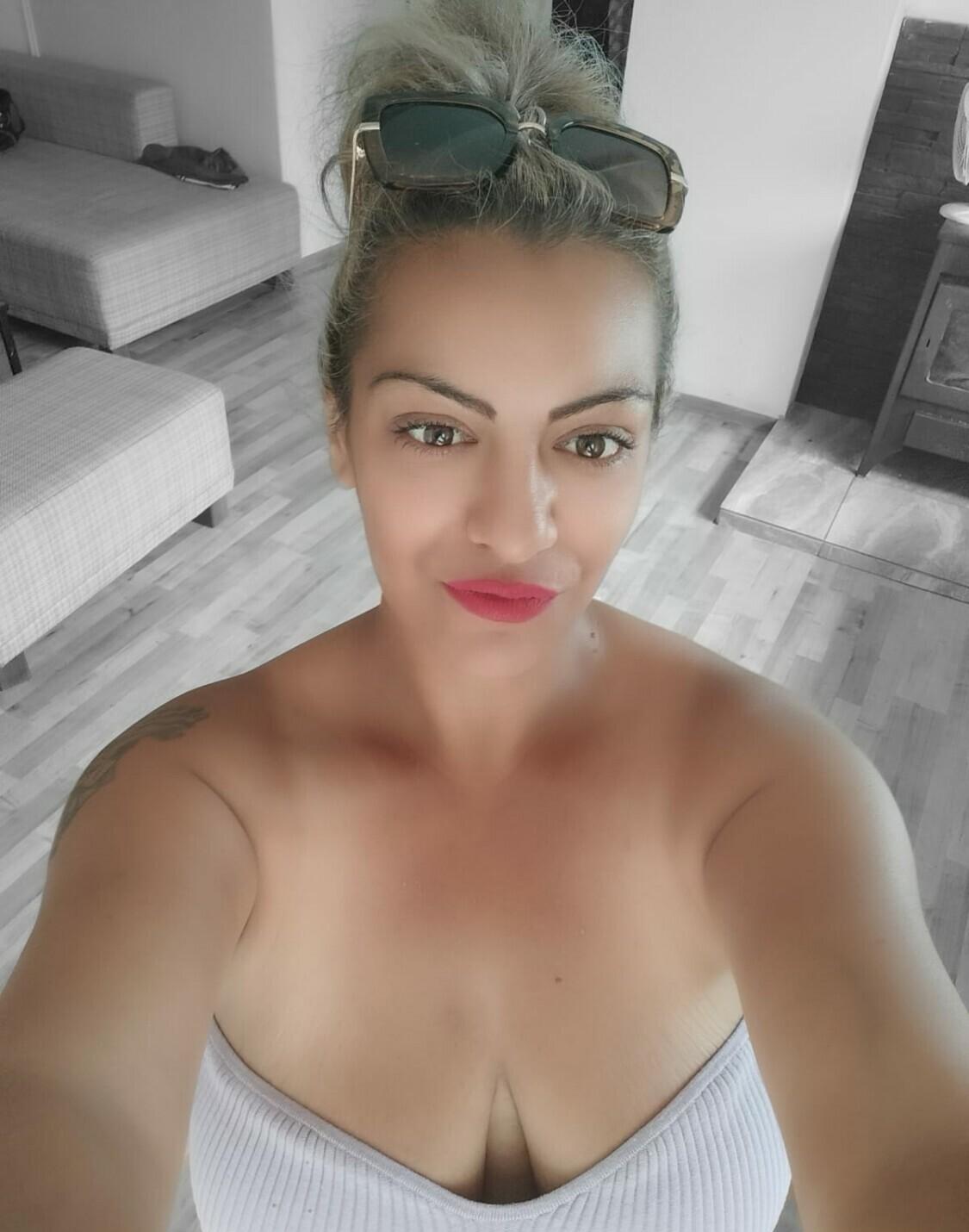 Gina - photo 13