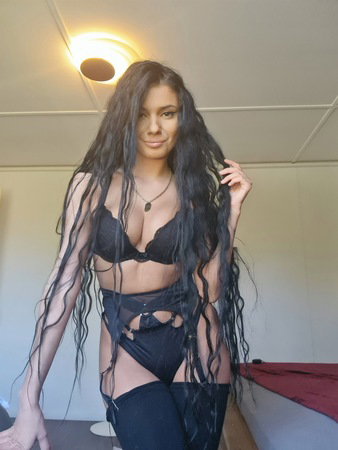 Angelina - photo 8
