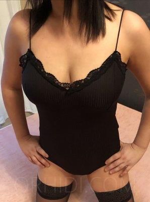 Christie - photo 2