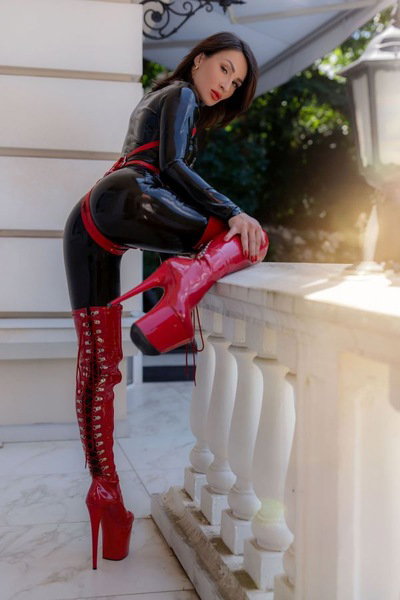 Lady Alira De Vil Im Studio Centric - photo 20