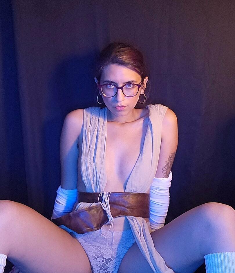 Sexy Hannah - photo 15