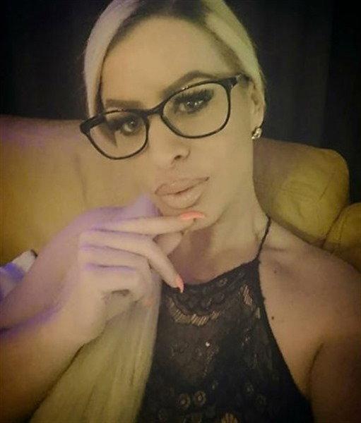 German Emily Curvy - photo 6
