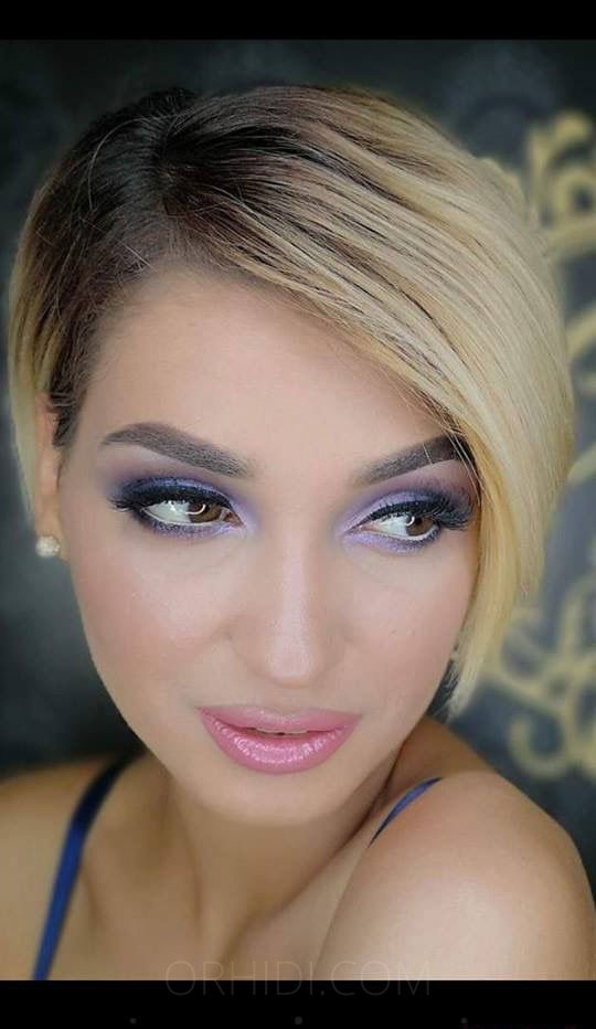 Rebeca Hausbesuche - photo