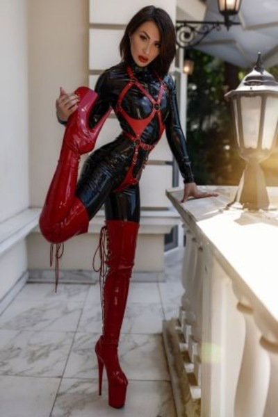 Lady Alira De Vil Im Studio Centric - photo 31