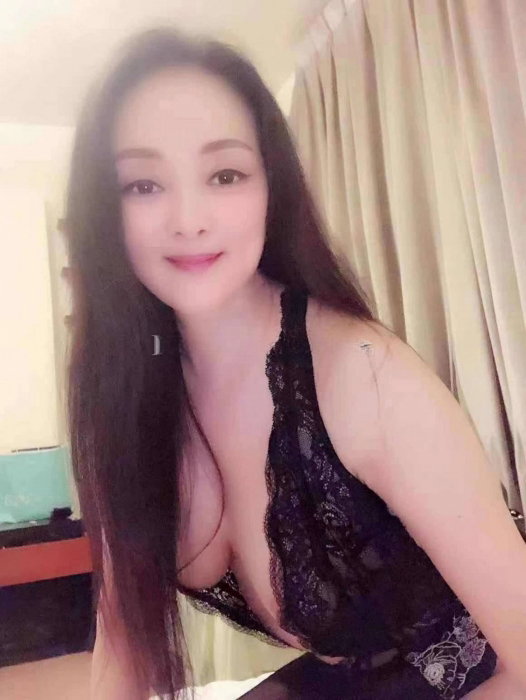 Alice - photo